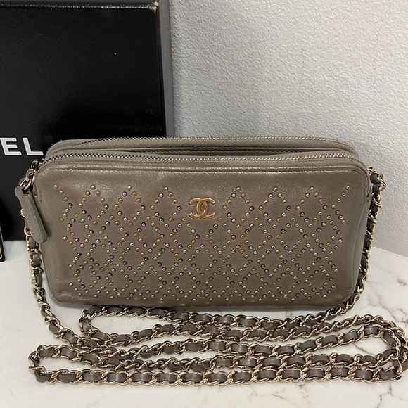 Chanel Double Zip Crossbody Bag - Picture 2 of 12